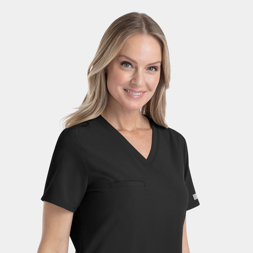 Reagan Women's One-Pocket Top