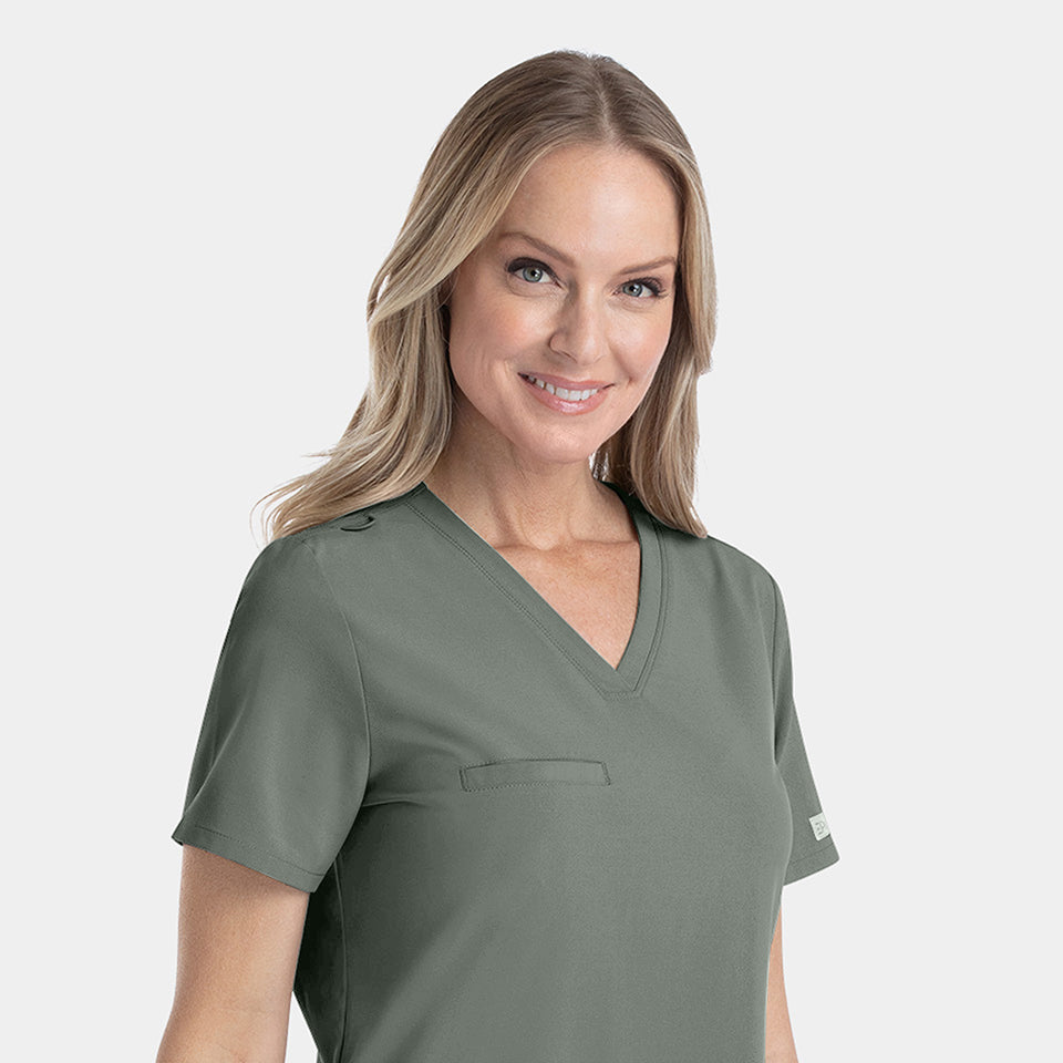 Reagan Women's One-Pocket Top