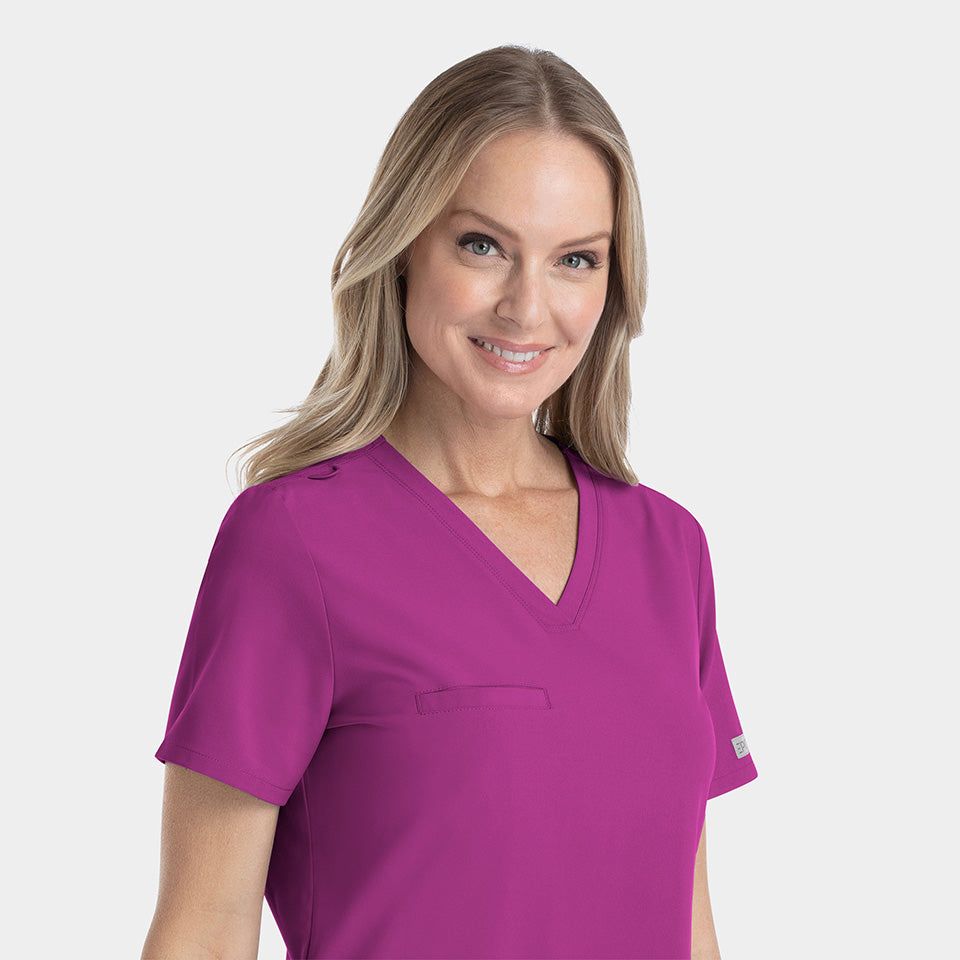 Reagan Women's One-Pocket Top