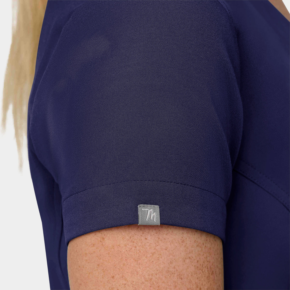 Women's 1-Pocket Hi-Low V-Neck Scrub Top