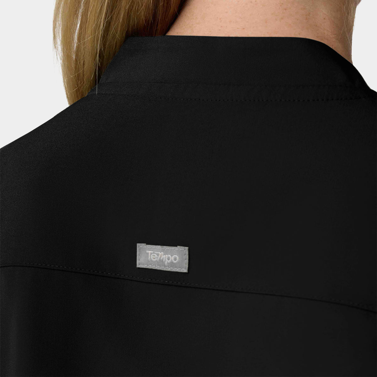 Women's 2-Pocket 1/4-Zip Scrub Top