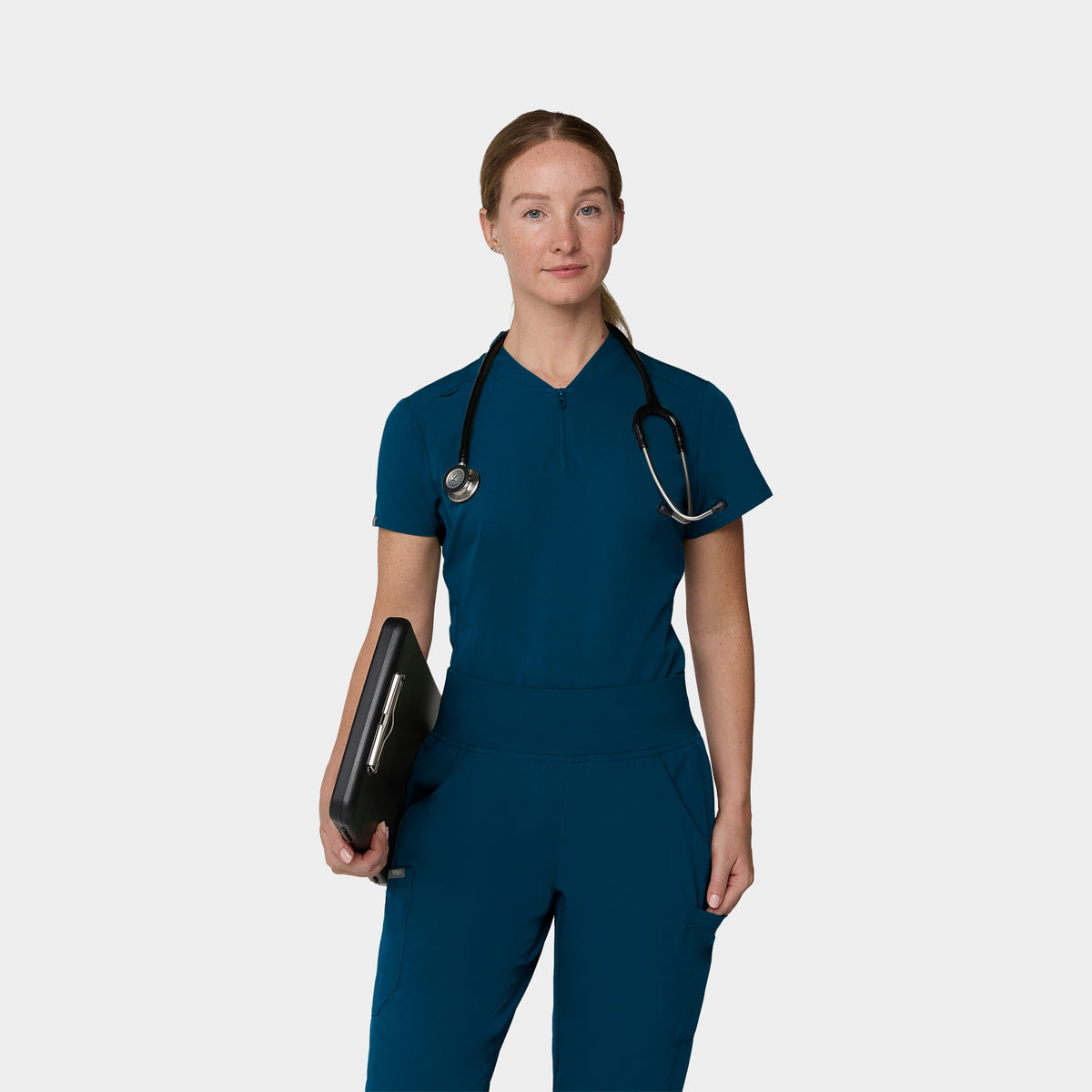 Women's 2-Pocket 1/4-Zip Scrub Top