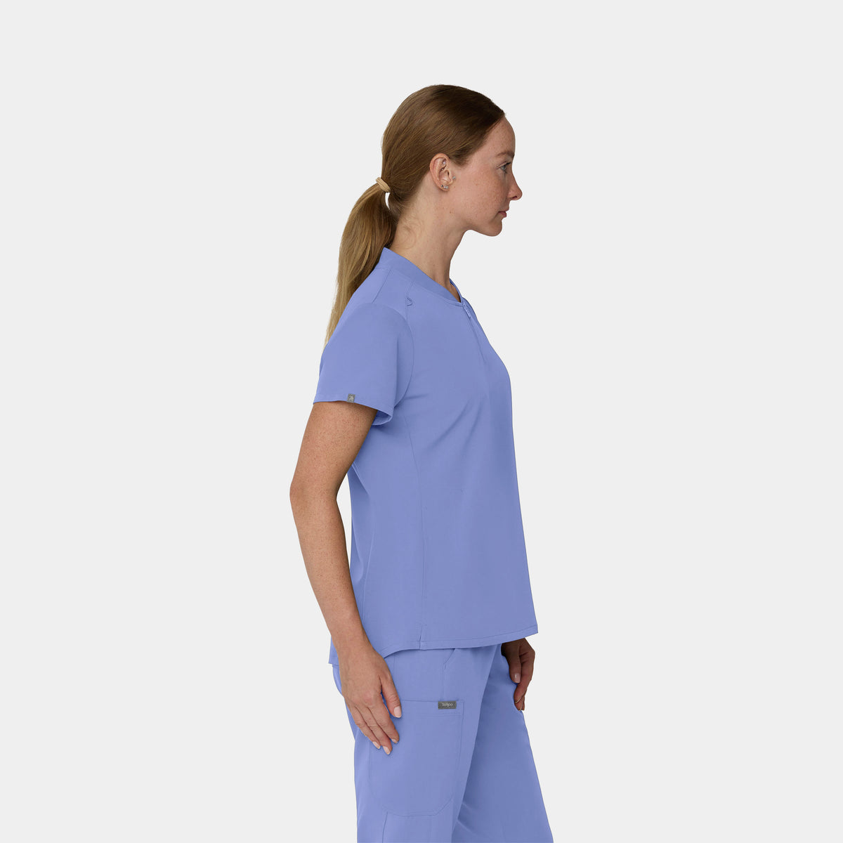 Women's 2-Pocket 1/4-Zip Scrub Top