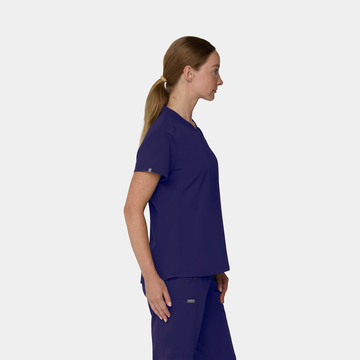 Women's 2-Pocket 1/4-Zip Scrub Top