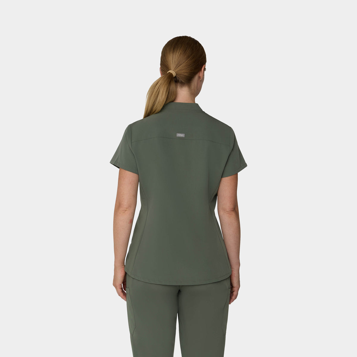 Women's 2-Pocket 1/4-Zip Scrub Top