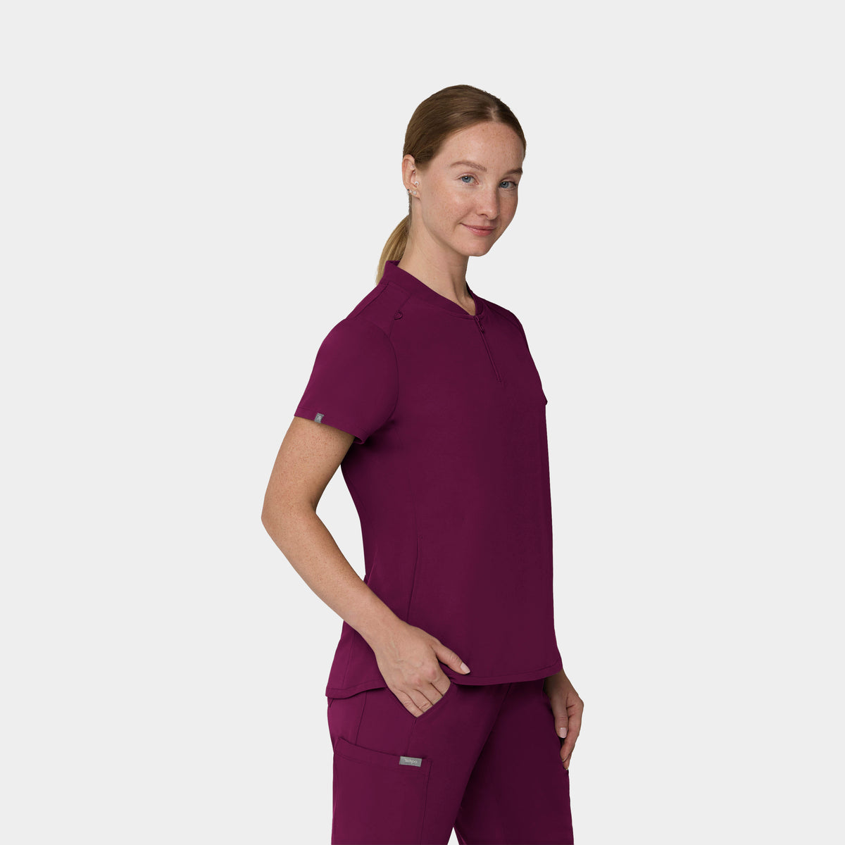 Women's 2-Pocket 1/4-Zip Scrub Top