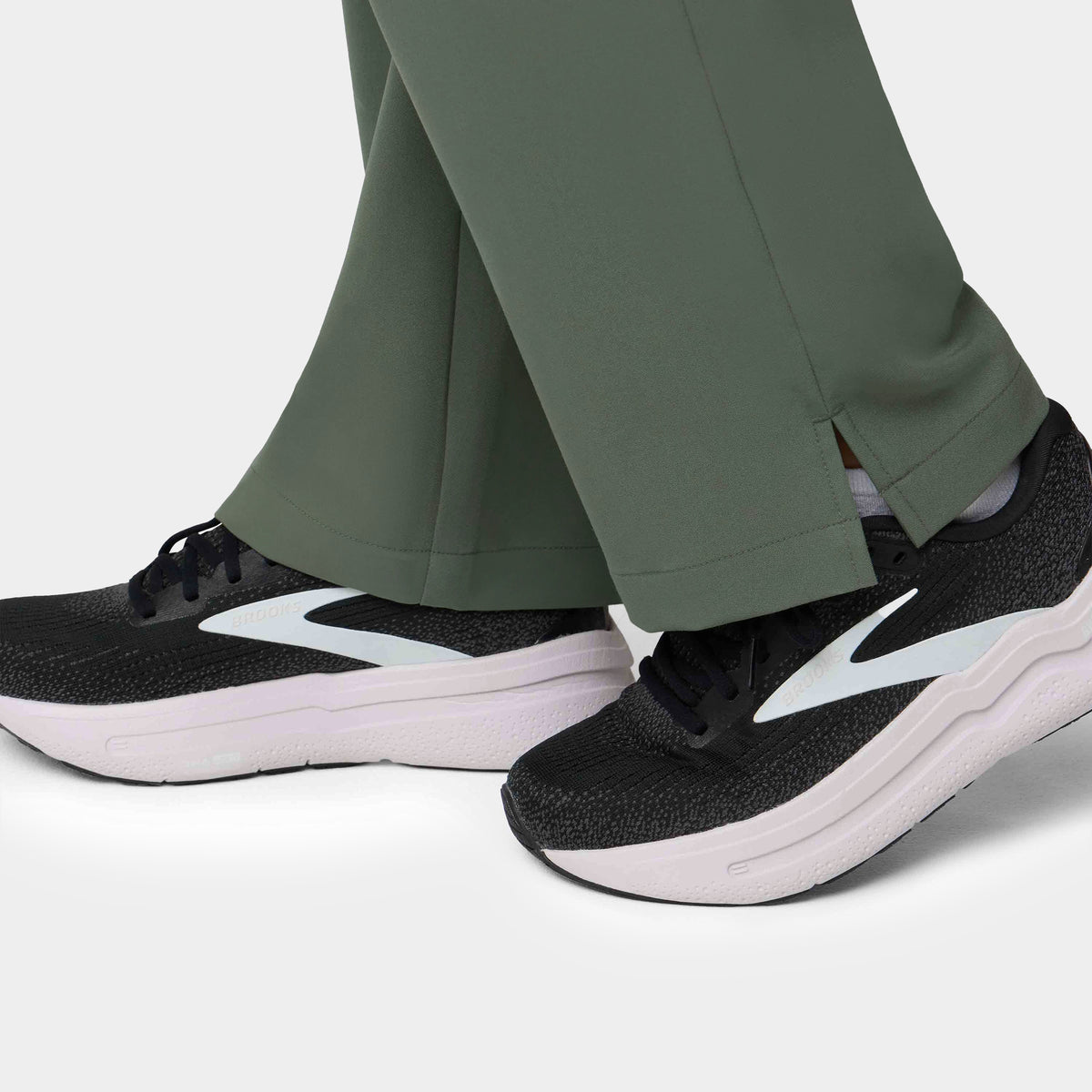 Women's 6-Pocket Straight Leg Scrub Pant