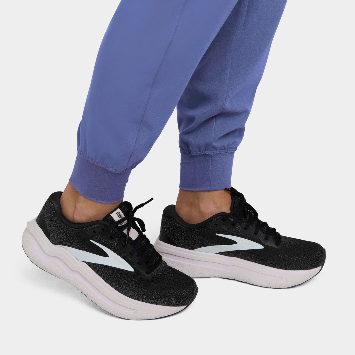 Women's 6-Pocket Jogger Scrub Pant