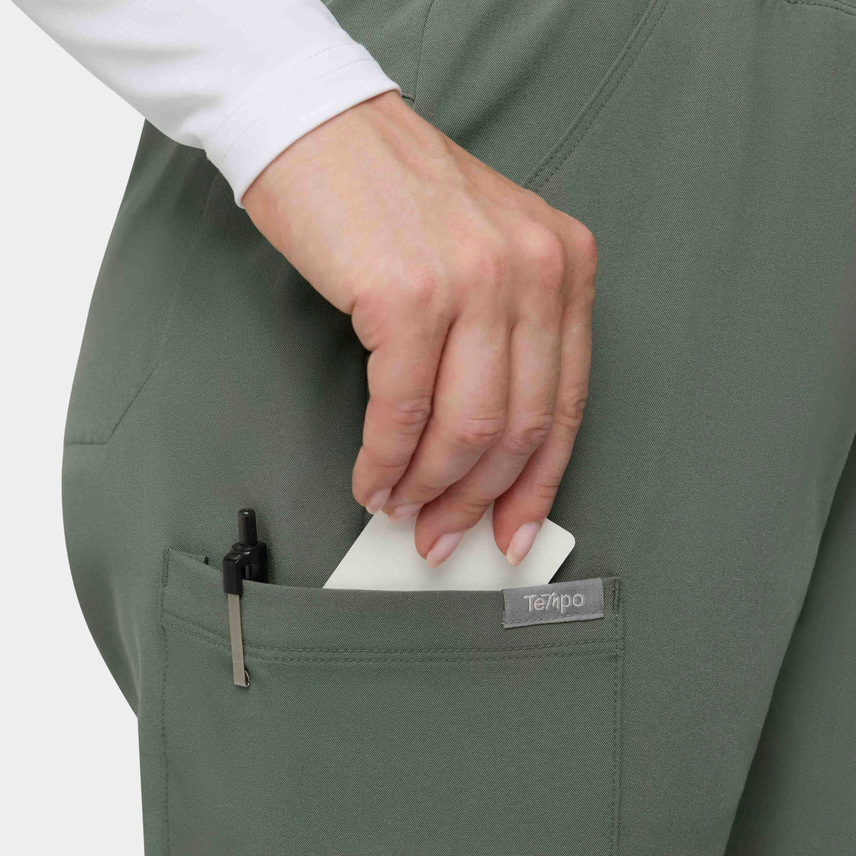 Women's 6-Pocket Jogger Scrub Pant