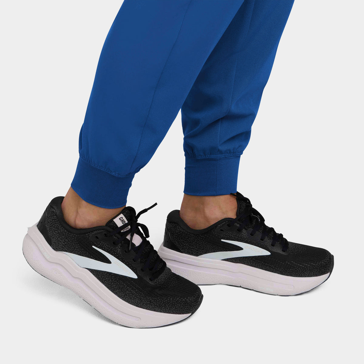 Women's 6-Pocket Jogger Scrub Pant